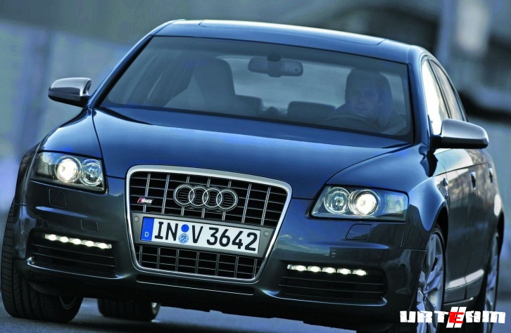    Audi,      «»     ,           «S»     ,     .    «»    «S»    S7 Sportback 2012  ,    S6.       Audi  ,     ,          3.,     350/    650.      S6  ,    4.  435/.   Audi ,    S7 Sportback  S6          ,            . 