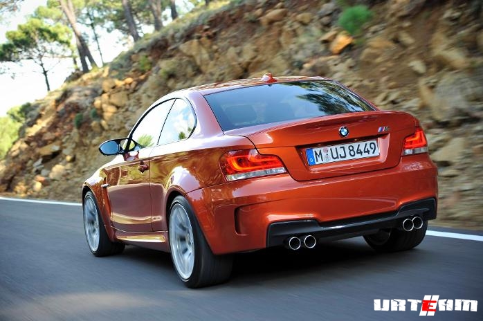 BMW 1-  M Coupe     